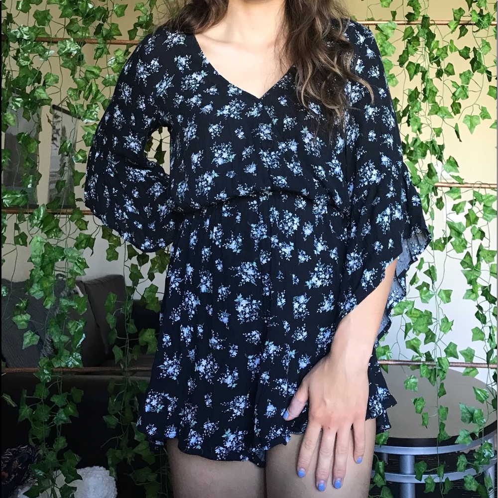 American Eagle Floral Romper